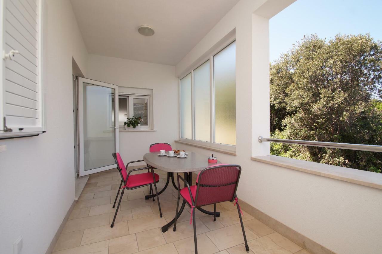 Apartments Mirna Korčula Buitenkant foto